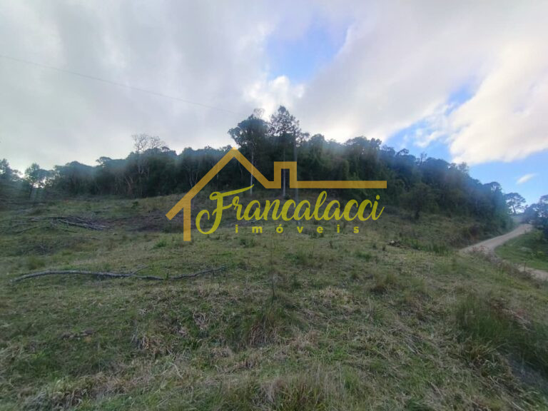 Sítio com 2 hectares em Rancho Queimado